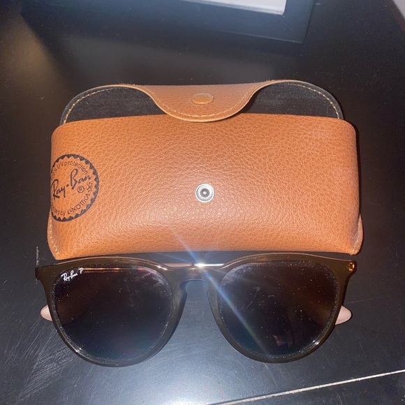 Polarized Rayban sunglasses - Picture 2 of 2